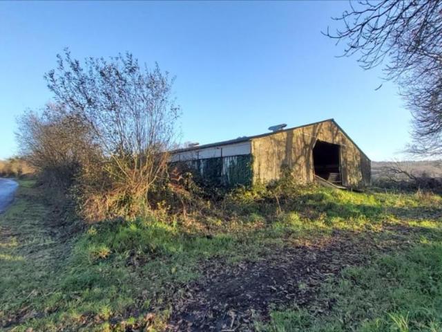 Bien agricole en vente à, 30000€