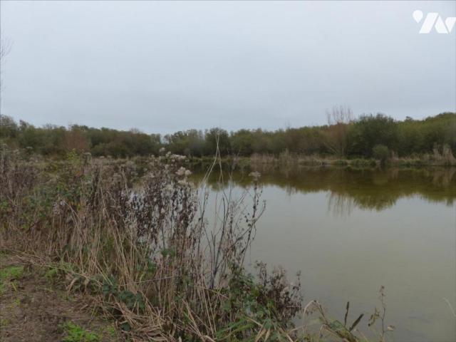 Bien agricole en vente à, 70000€