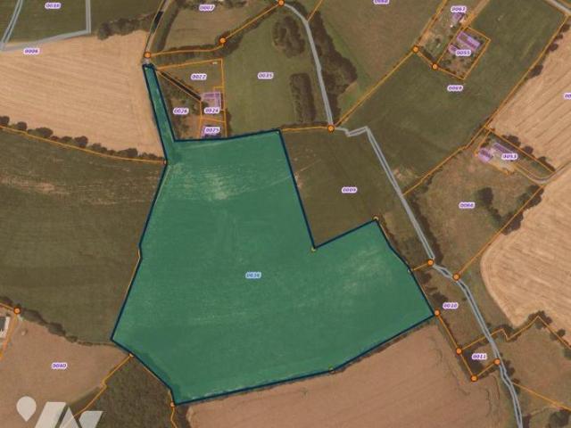 Bien agricole en vente à, 80000€