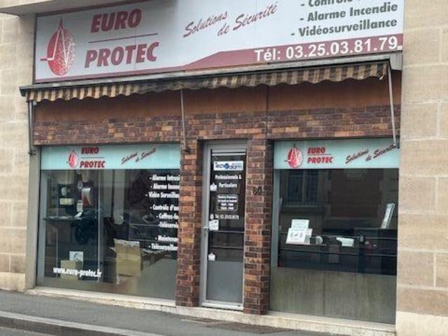 Bien Commercial À Vendre