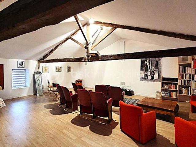 Lieu de vie unique de 280 m² – Ancien bar hôtel restaurant réinventé
