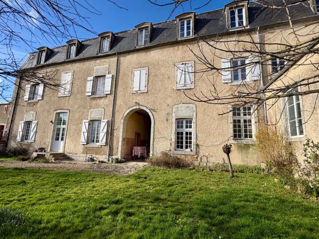 Bien d’exception Ancien couvent de caractère, Canal du Niver. 331m² Châtillon en Bazois