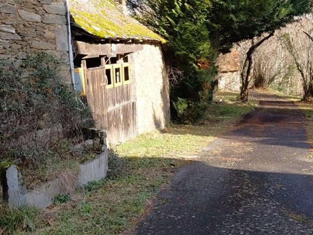Bien d’exception – Corps de ferme sur 35 hectares avec vue dominante sur la vallée du Lot