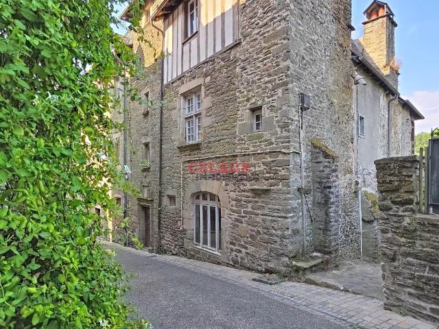 Bien De Caractère 210m² Uzerche