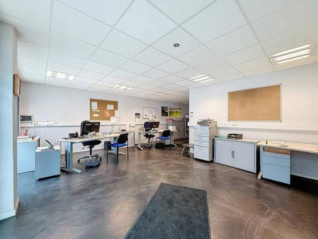 Bien immobilier en Vente à Ciney