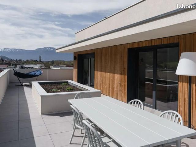 Bien rare T5 dernier étage de 116 m² + 110 m² de terrasse