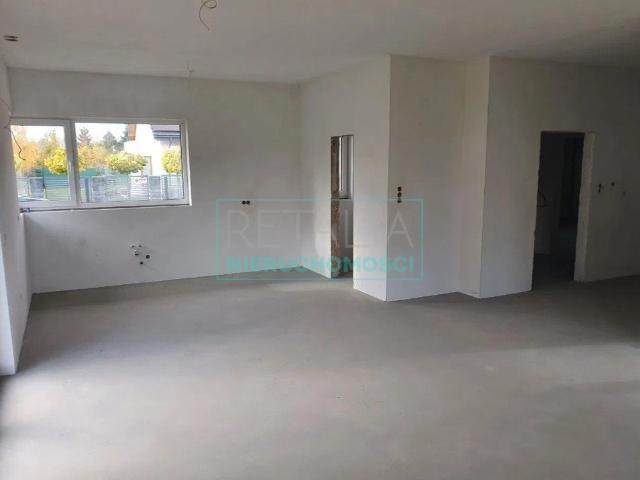 Bieniewice, 167 m2