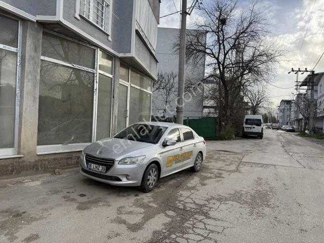 Biens'ten Mutlular Mahallesinde Kiralık 200 M2 Boş Dükkan