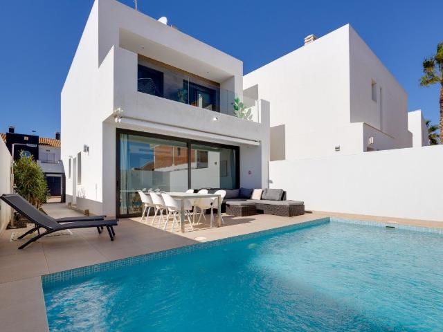Bienvenido a esta fresca y moderna casa en Santiago de la Ri. m² San Javier