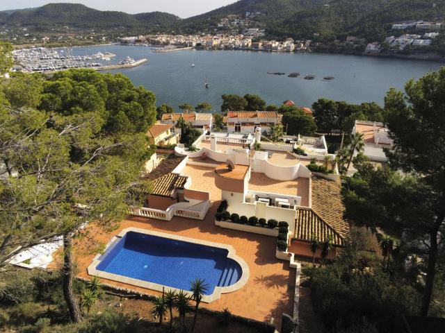 Bienvenido a este excepcional apartamento ubicado en la pres. 148m² Port d'Andratx