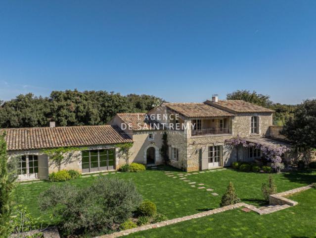 Bienvenue à une adresse confidentielle dans le somptueux villa