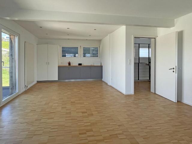 Bifamiliar house with 6.5 rooms on sale in Niederteufen 291 m² | dreamo. Ch