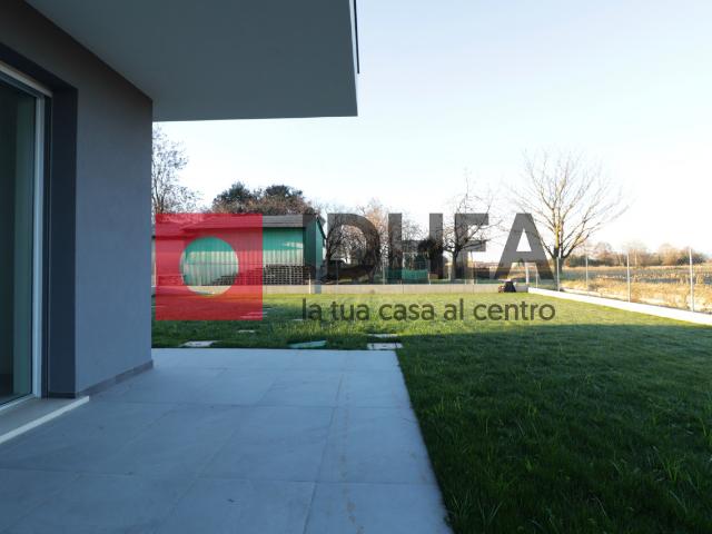 BIFAMILIARE CON GIARDINO IN AFFITTO MONTEBELLUNA RIF. AVM5