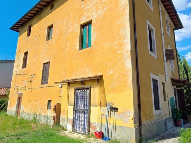 BIFAMILIARE in VENDITA a CASTELFRANCO DI SOTTO VILLA CAMPANILE di 8 vani