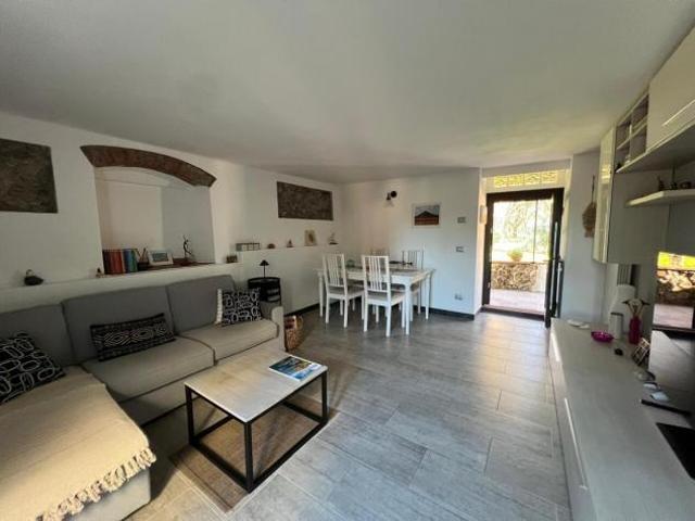 Bifamiliare in vendita a Castelnuovo Magra