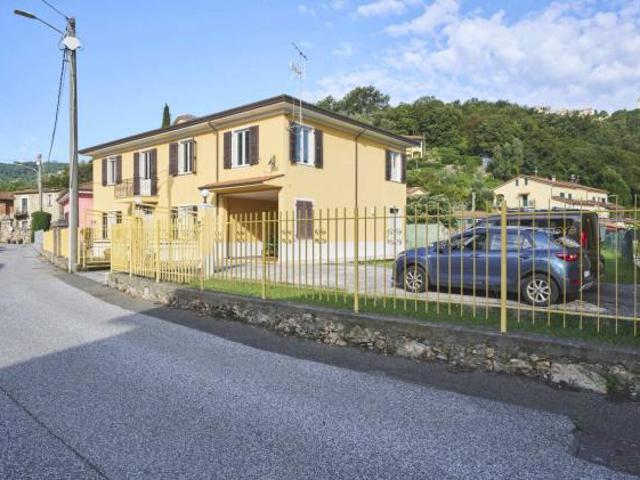 Bifamiliare in vendita a Arcola