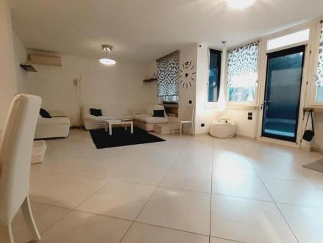 Bifamiliare in vendita a Desenzano del Garda
