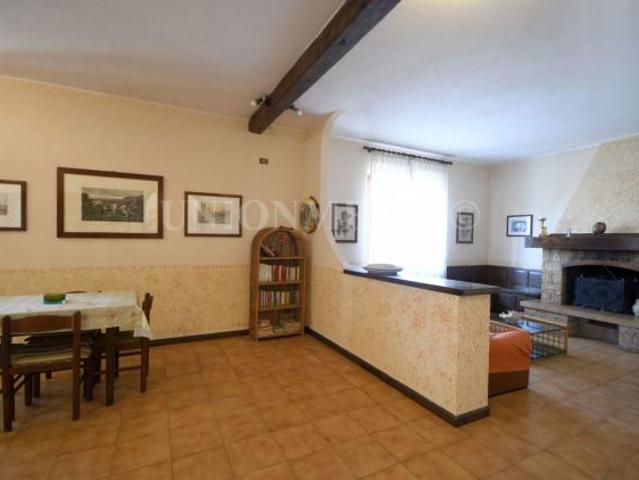 Bifamiliare in vendita a Sarzana
