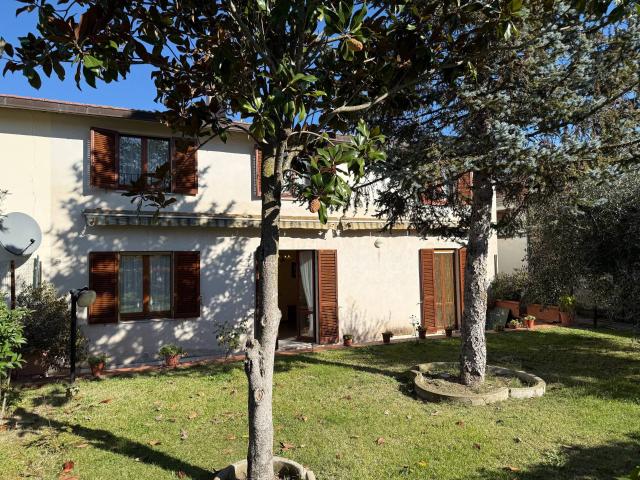 Bifamiliare in vendita a Spoleto