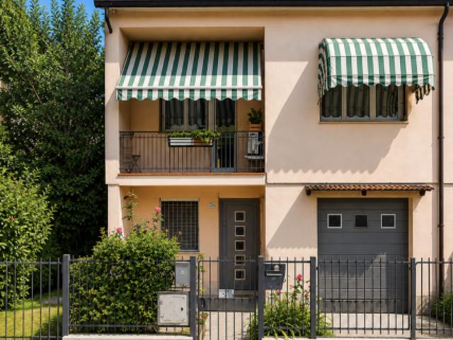 Bifamiliare in vendita a Ravenna