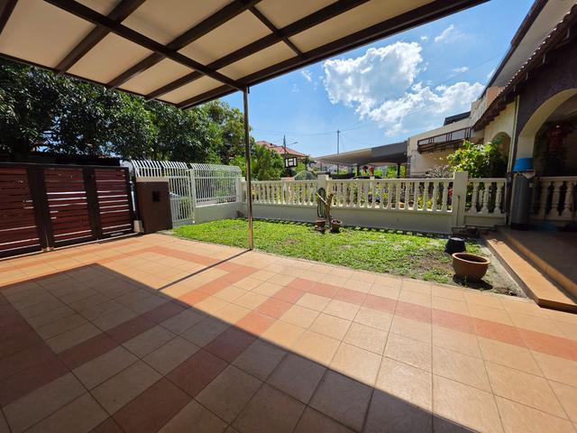 BIG 5 ROOMS Double Storey Terrace Taman Sinn Semabok Ujong Pasir Town