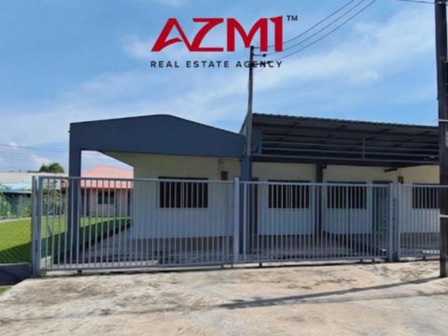 Big Compound Single Storey Semi Detached Taman Permai Permy Miri