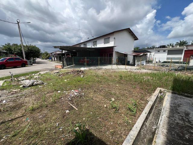 BIG CORNER LOT Taman Putera Indah Batu Pahat