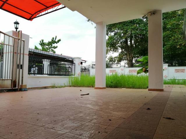 Big Corner Lot Single Storey House For Sale Taman Perling Johor Bahru