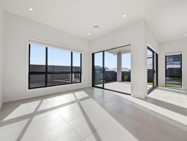 BIG AND BRAND NEW HOME IN EXCLUSIVE ESTATE