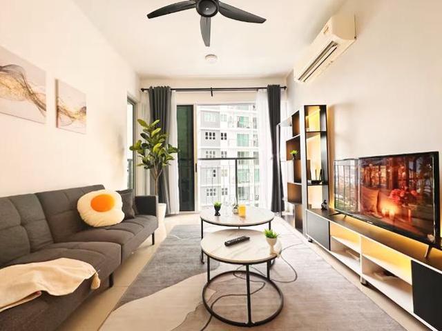 Big Balcony Family 3 Room 2 Min Groceries MRT Near Pavilion 2