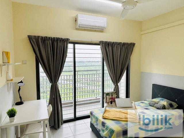 Big Balcony Single Room | Low Deposit ‼️@ Shah Alam Seksyen 13
