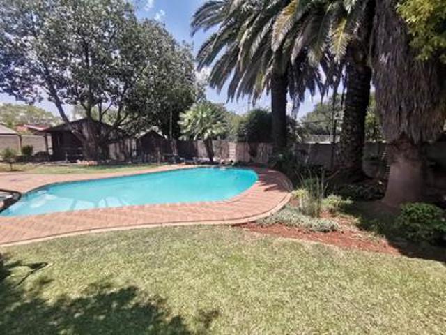 big, beautiful, spacious family hous.