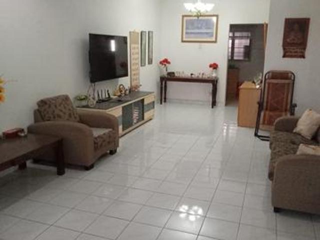BIG Discount FREEHOLD 2Storey Terrace Taman Putra Prima Puchong