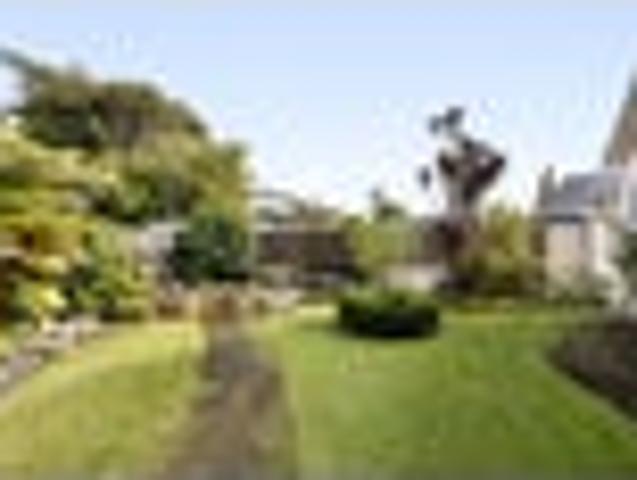 Big Home, Quiet Cul de Sac