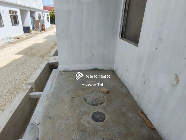 Big layout cheras MRT condo below market price