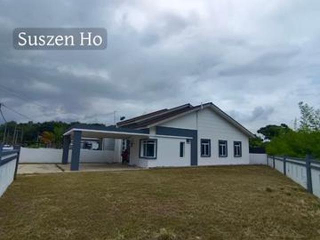 BIG LAND 5745 sqft Single Storey Semi D Corner Taman Kangkong Lunas
