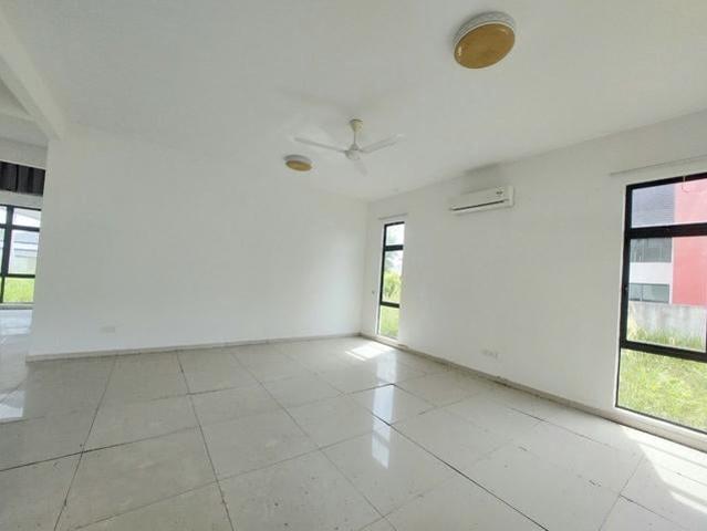 Big Land 10882sf 2 Storey Bungalow Taman Vista Kirana Tiara Ayer Keroh