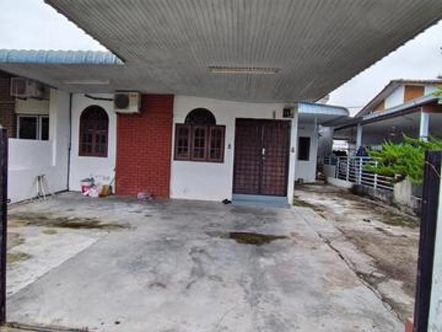 Big Land Area Sell Below Bank Value 1Storey Terrace Taman Selamat