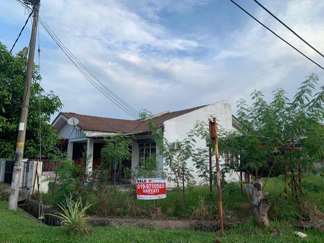 Big Land Corner 1 Storey Teres Desa Sentosa Bangi Nr UKMUPMIOIHOSP