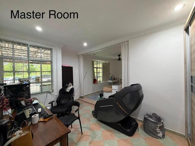 Big Land Single Storey Terrace Taman Jambu Machang Bubok