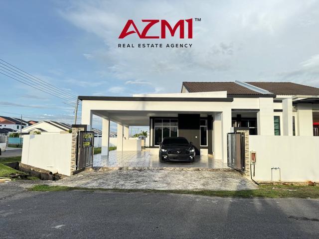 Big Land Size Single Storey Semi Detached Senadin Phase 7