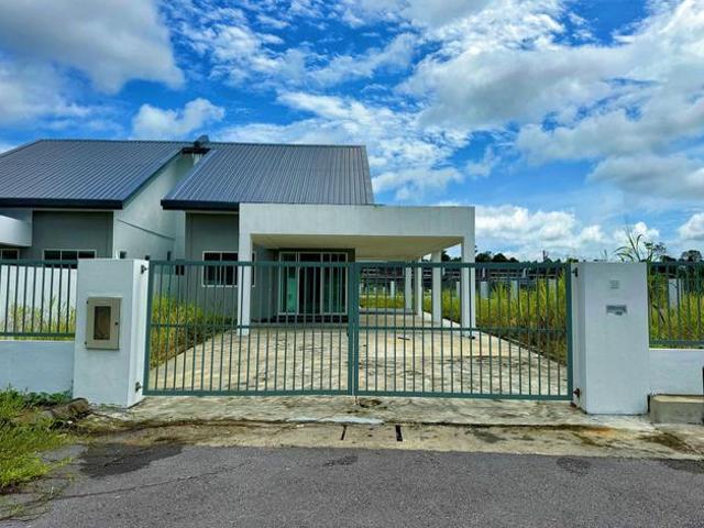 Big Landsize Brand New Single Storey Semi D at Matang Tmn Serapi Maju