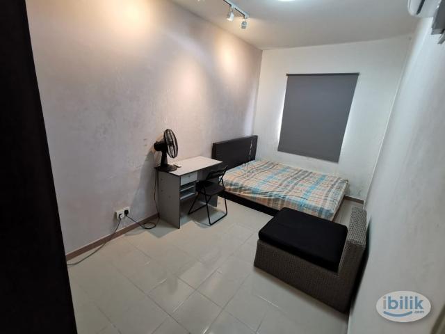 Big Middle Room At Endah Regal Sri Petaling For Rent