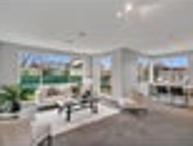 Big Section, Fresh Makeover, Great Family Living!
