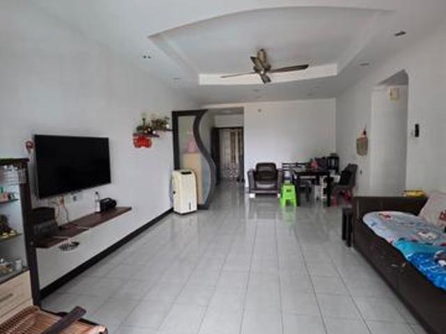 Big Size Unit Permas Ville Apartment 1150Sqf