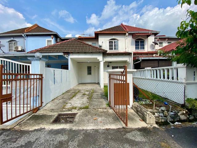 BIG SIZECHEAPEST Double Storey Terrace USJ 1 Subang Jaya