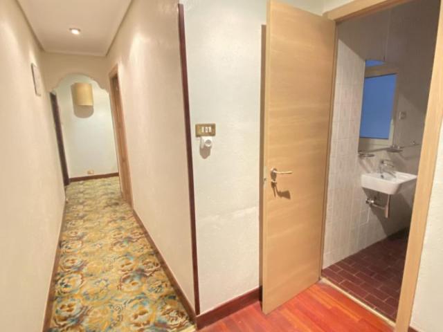 Big single bedroom in Deusto