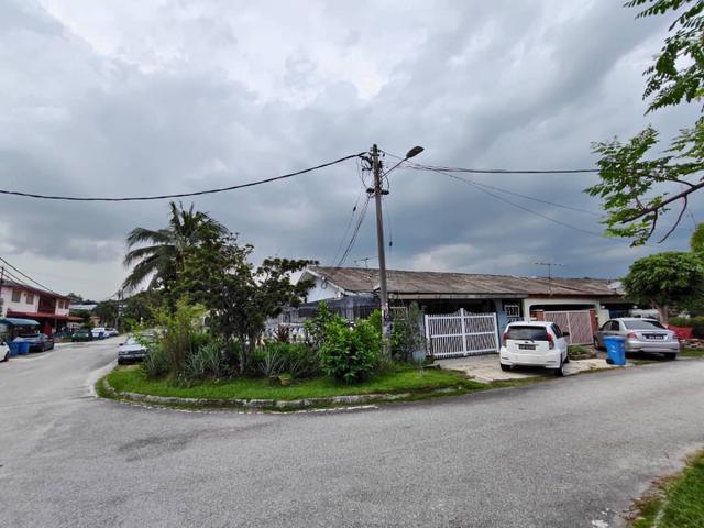 BIG SPACIOUS CORNER TERRACE HOUSE In SUBANG PERDANA SEK U3 SHAH ALAM
