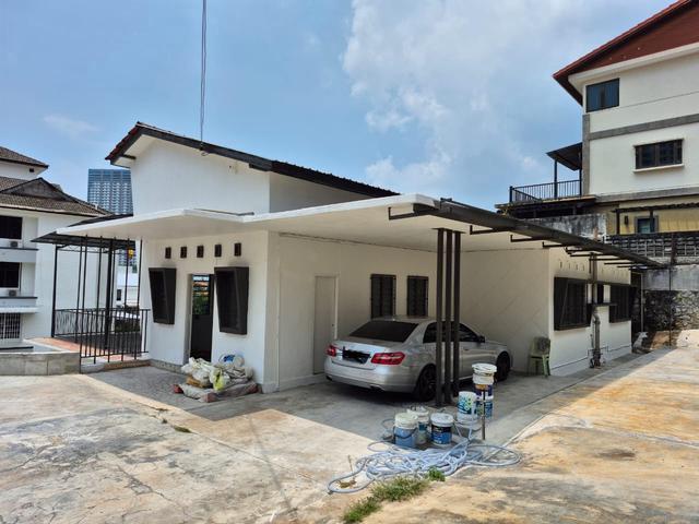 Big Spacious Bungalow House for Rent great deal