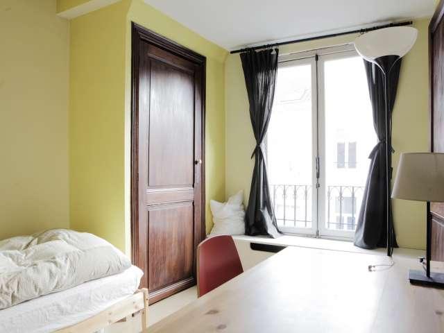 Big room in shared apartment in Brussels